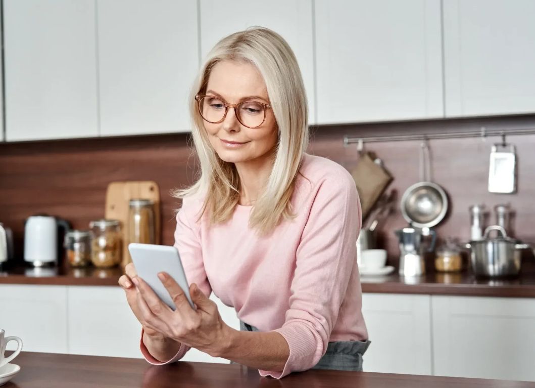 Когда любовь становится сервисом: что стоит за стереотипами о женщинах