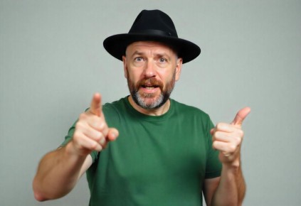 Как распознать манипулятора: четыре ключевые фразы