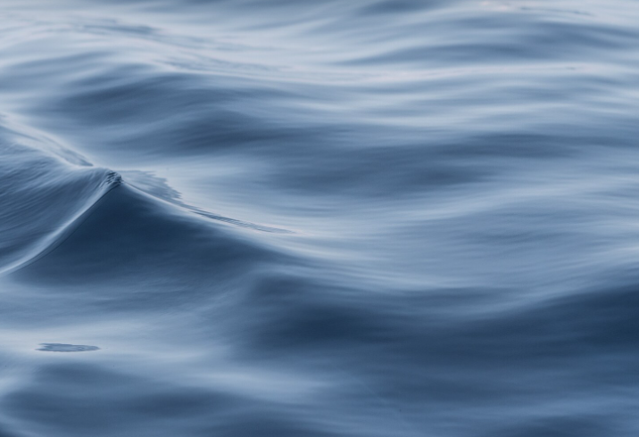 Сны о воде: что они говорят о нашем внутреннем мире