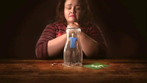 Как столкновение двух травмированных душ создает опасный симбиоз