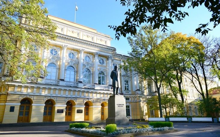 � �����-���������� ������� VIII ������������� ����������� �� ���������� � �����������