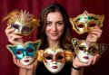 Карнавalesное волшебство: какие маски мы носим каждый день?