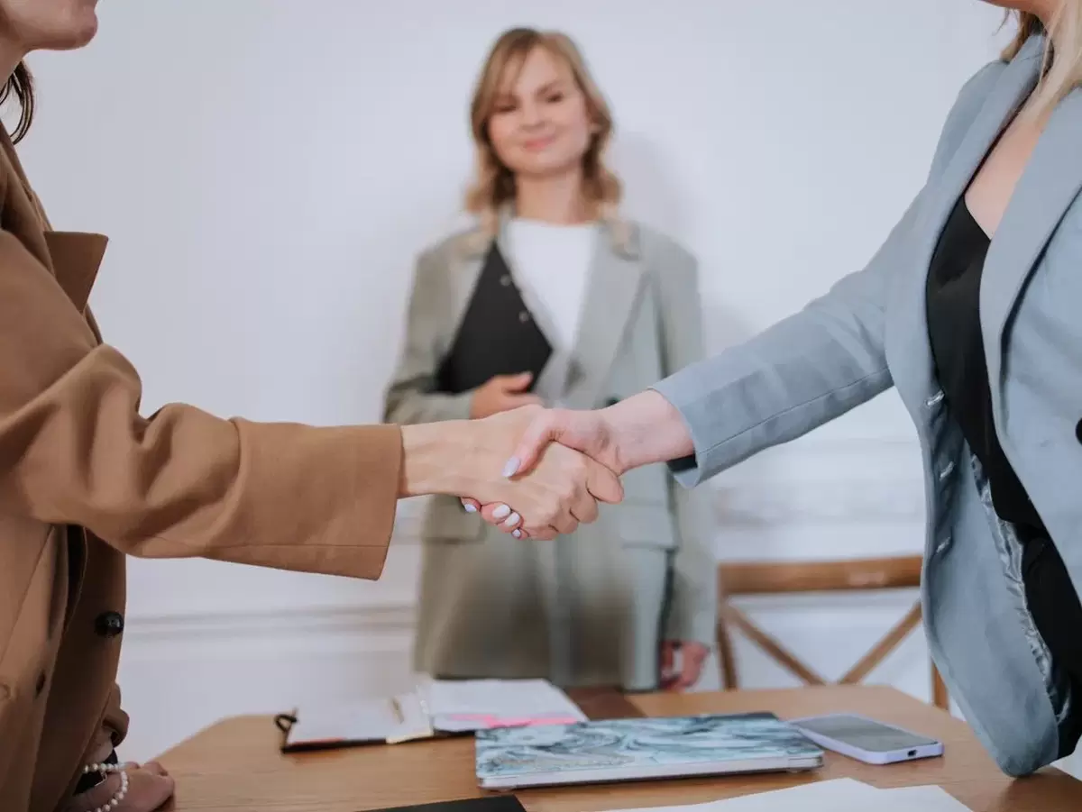 Как научиться быть уверенным в переговорах: пять ключевых принципов